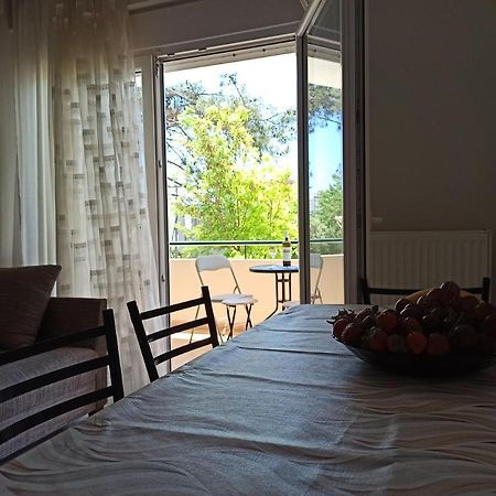 1 Bedroom Apartment In Nea Kallikrateia Exteriör bild